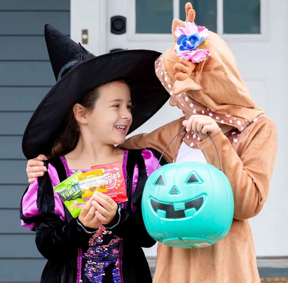 Yum Earth Halloween 50 piece Candy Variety Bag