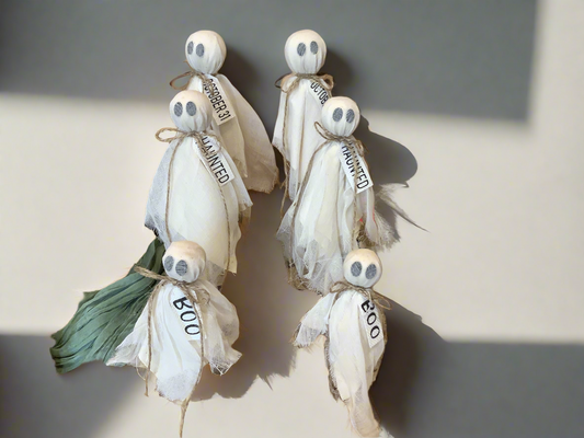 Ghost on a Stick decor